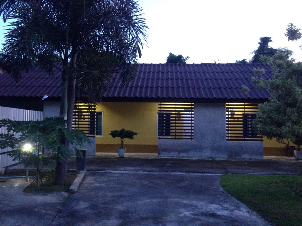 Rada Phan Ban Pa Ruak Luaran gambar