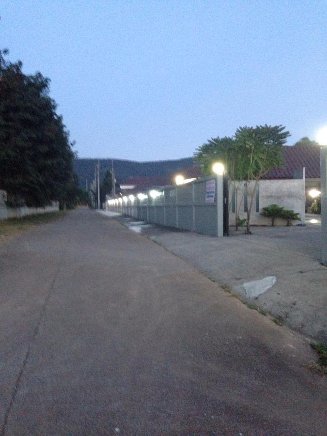 Rada Phan Ban Pa Ruak Luaran gambar